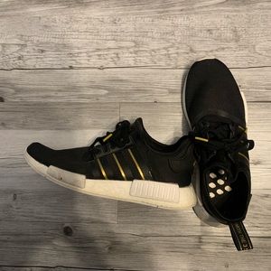 Mens size 11 adidas nmd